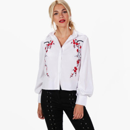 花朵刺繡 氣球袖短版襯衫