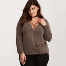 【大尺碼】交叉V領 前褶皺燈籠袖歐美上衣