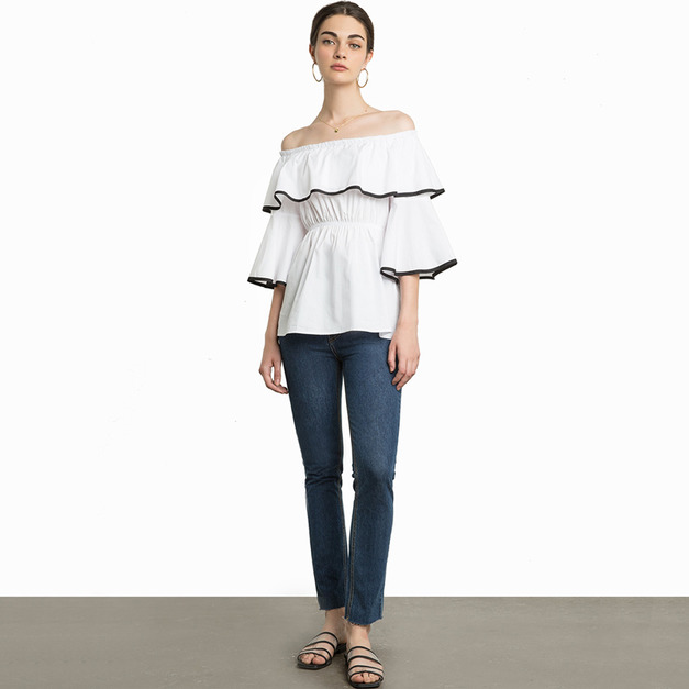 黑白撞色滾邊 性感歐美一字領上衣