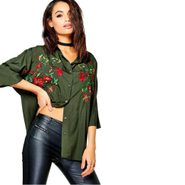 歐美街頭風 花朵刺繡軍綠襯衫