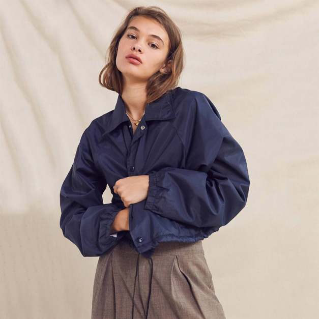 經典舒適素面風短版防風外套