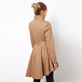 不對稱褶皺 燕尾立領卡其女外套風衣_1