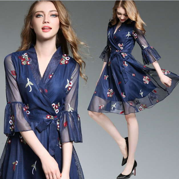 七分荷葉袖 V領繡花網紗拼接A字禮服洋裝