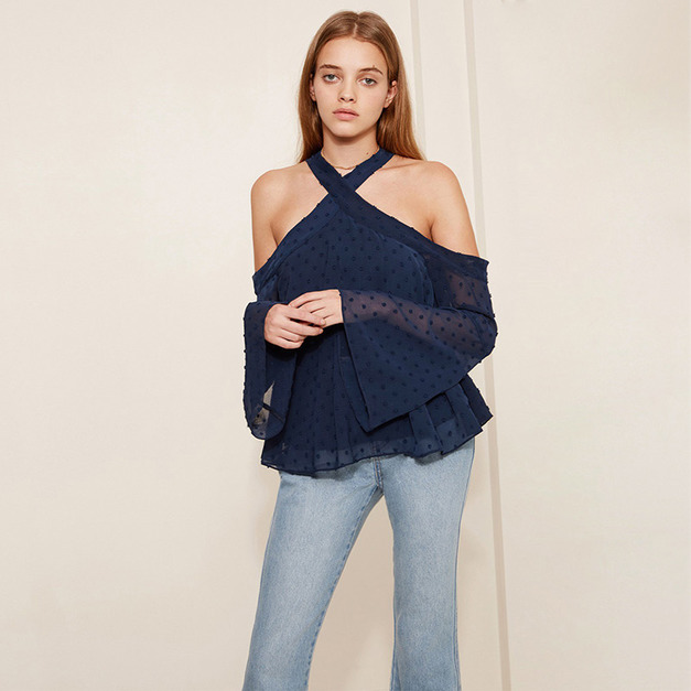 小鈎花 掛脖繫帶休閒雪紡上衣