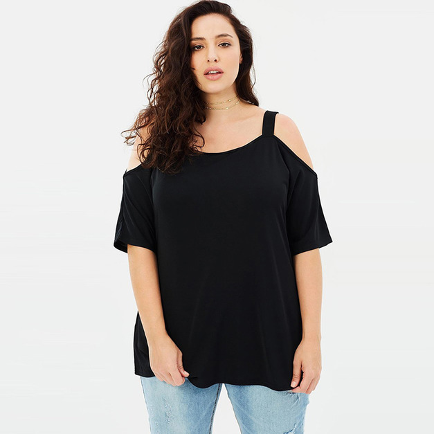 【大尺碼】歐美吊帶風 鏤空露肩百搭上衣