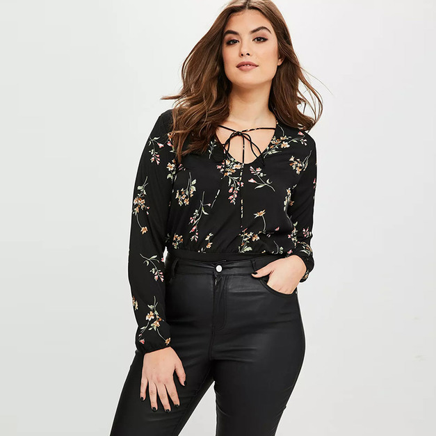 【大尺碼】V領小綁帶 時尚花卉性感連身褲