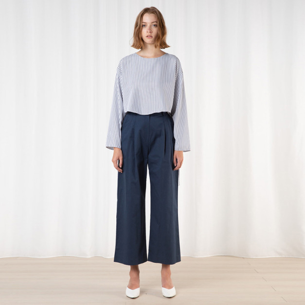 優雅短版 袖口綁帶長袖襯式上衣