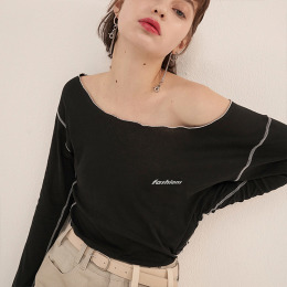 簡約大領口 一字領露肩彈力百搭長袖T-Shirt