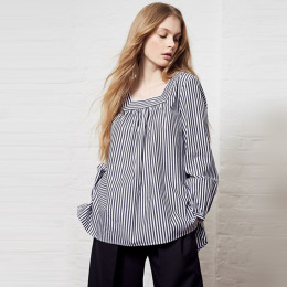 復古方領 條紋後背鏤空綁帶寬鬆襯式上衣