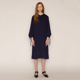 氣質慵懶風 燈籠袖繫帶襯衫式A字洋裝