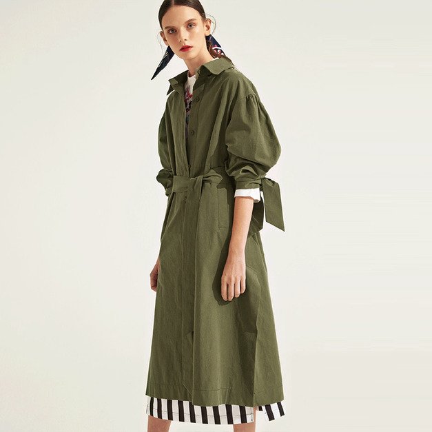 【大尺碼】綁帶風 寬鬆側開叉長版襯式風衣