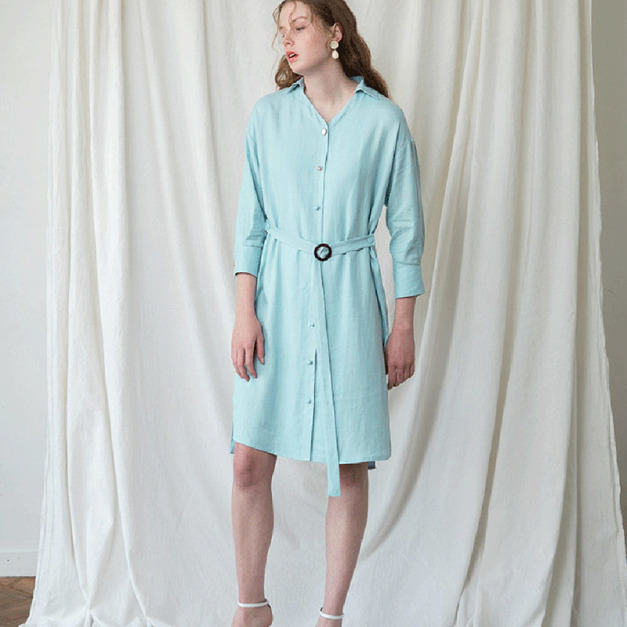 韓系甜美風 小V領七分袖飄逸感洋裝 (2色)