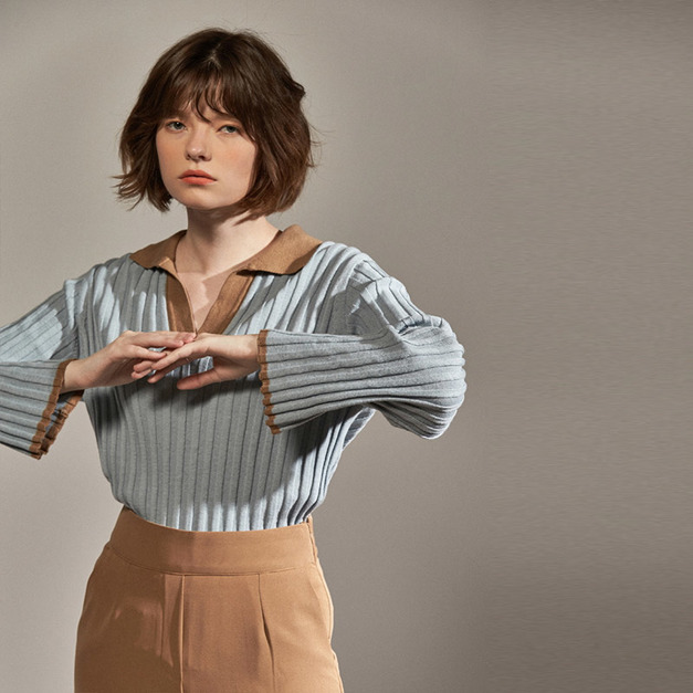 V型翻領 撞色壓紋藍灰色針織衫