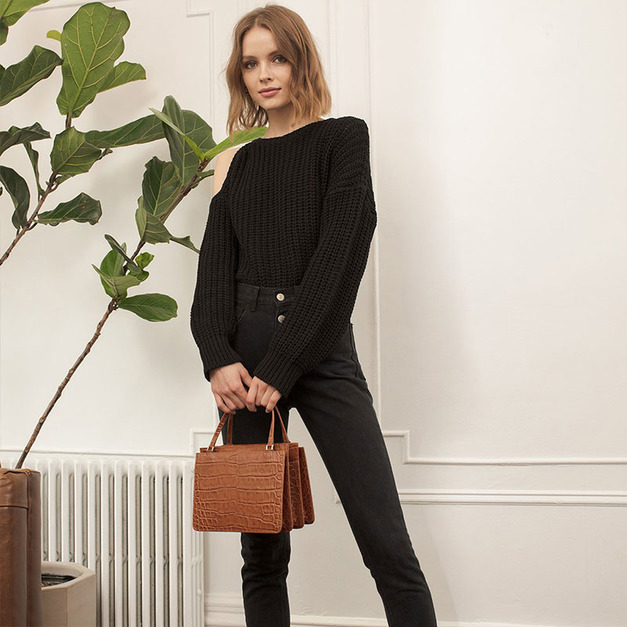 單肩圓領 寬鬆百搭燈籠袖針織上衣