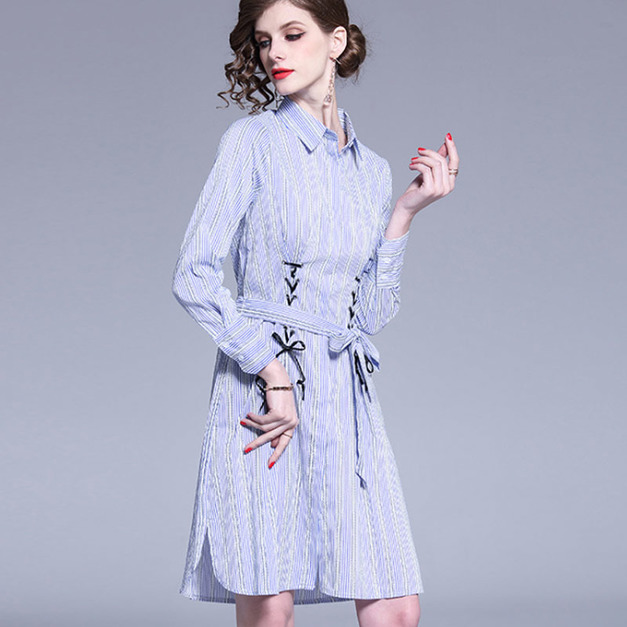 修身綁帶 俐落側小開叉襯式膝上洋裝