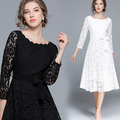 花邊領 小露鎖骨九分袖A字蕾絲洋裝 (2色)