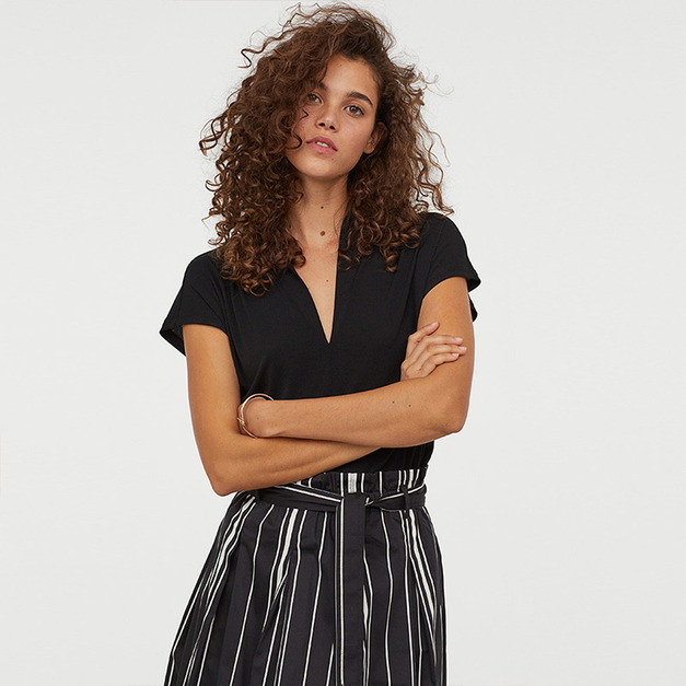 百搭OL 簡約時尚短袖V領上衣