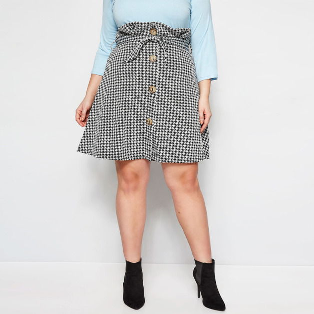 【大尺碼】千鳥格紋 門襟鈕釦腰間綁帶及膝裙