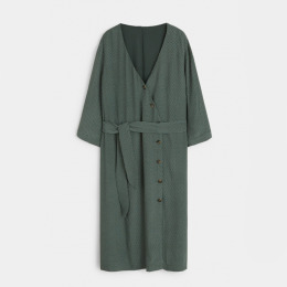 【大尺碼】點點風 修身顯瘦V領性格感洋裝