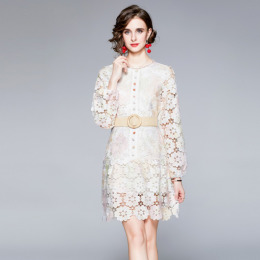 重工水溶蕾絲勾花鏤空配腰帶名媛氣質長袖洋裝