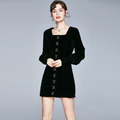歐美長袖短版包臀裙方領黑色絲絨洋裝_1