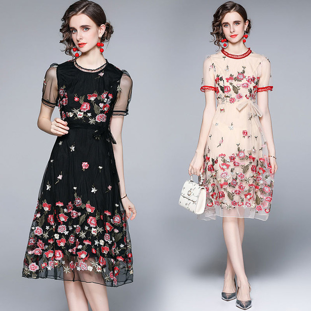 歐美網紗刺繡溫柔風氣質優雅修身洋裝