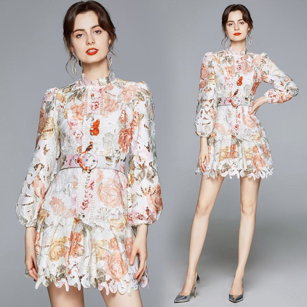 復古度假風印花刺繡蕾絲鏤空泡泡袖迷你洋裝