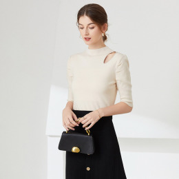 中袖針織衫豎領鏤空時尚毛衣簡約百搭設計感上衣設計感