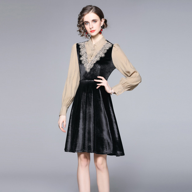 V花邊立領絲絨拼接法式複古收腰長袖裙子