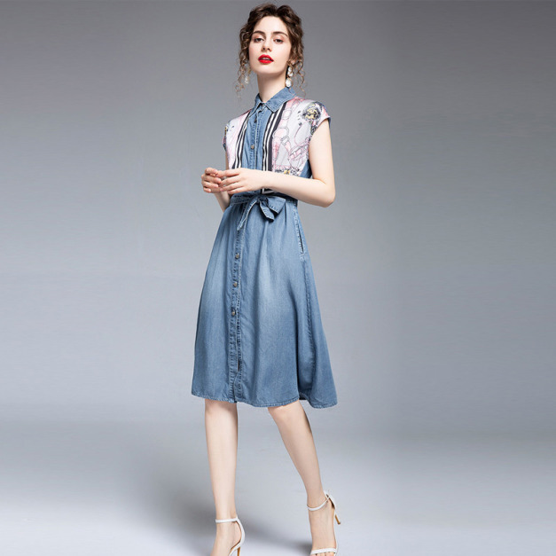 法式翻領連肩袖牛仔拼印花收腰洋裝