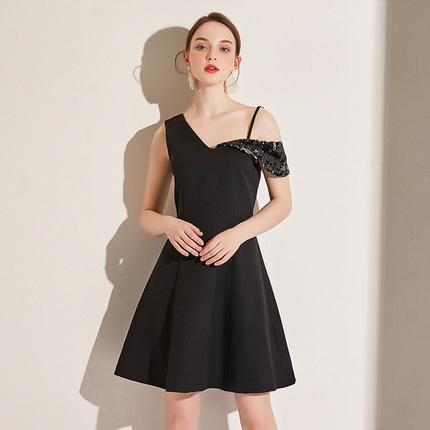 單肩珠片吊帶禮服名媛宴會時尚性感露肩修身短版洋裝