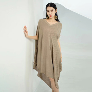 大碼蠶絲不規則時尚V領寬鬆設計感裙子洋裝