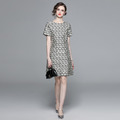 時尚輕奢圓領口袋顯瘦幾何線條圖案重工提花洋裝_1