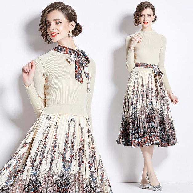 圓領毛衣拼接印花繫帶長袖洋裝（配腰帶）