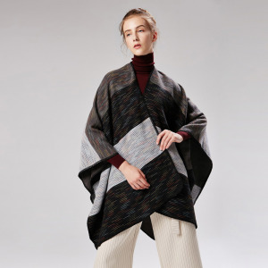 時尚加厚彩虹寬條兩用披肩加長空調保暖仿羊絨披肩斗篷