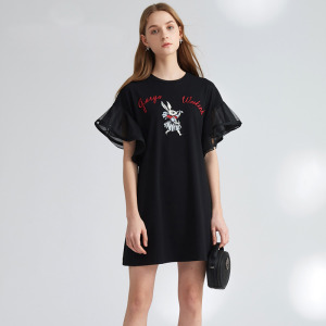 小黑裙兔子刺繡荷葉邊網紗袖設計感洋裝時尚顯瘦