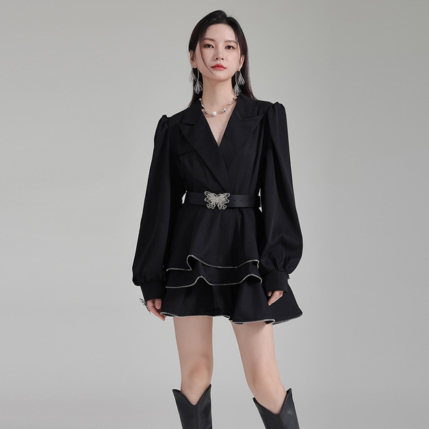 燈籠袖西服翻領寬鬆上衣+高腰蛋糕裙兩件式(配腰帶)