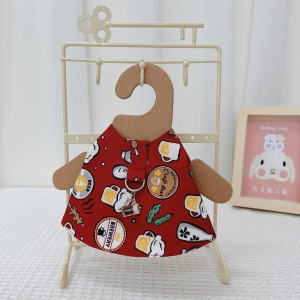 牧草圓又圓 | 老奶奶手作牽繩衣 ─ 燒烤店(紅) 黑啤吊飾 (附牽繩)