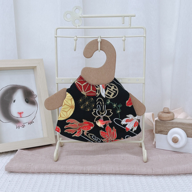 牧草圓又圓 | 老奶奶手作牽繩衣 ─ 福氣金魚(黑) (附牽繩)