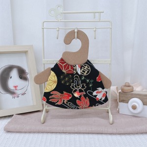 牧草圓又圓 | 老奶奶手作牽繩衣 ─ 福氣金魚(黑) (附牽繩)