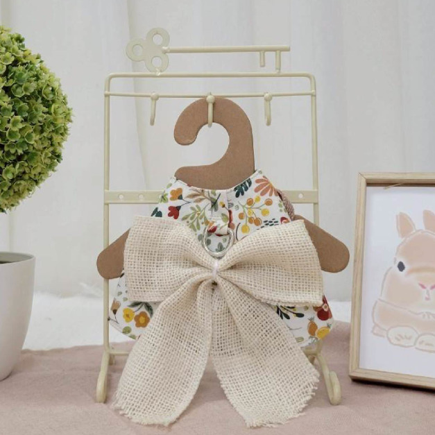 牧草圓又圓 | 老奶奶手作牽繩衣 ─ 蝴蝶結碎花 (附牽繩)