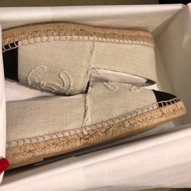 Chanel 春夏鉛筆鞋（帆布）