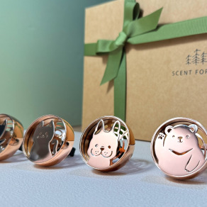 【新品】第二代 質感金屬車用香氛 - 功能大升級 法鬥梗犬新登場【大車版】