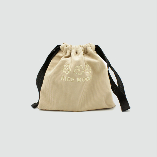 燈芯絨刺繡束口袋-淺卡其色