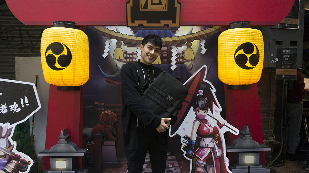 台灣機能背包攜手VR遊戲 打造自定義軍規時尚