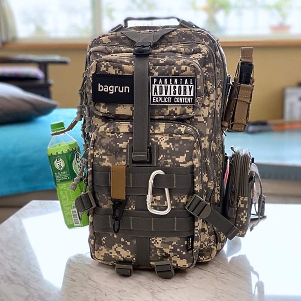 外出最佳機能背包 bagrun 二代都會玩家軍事風格瞬開後背包 暮色迷彩