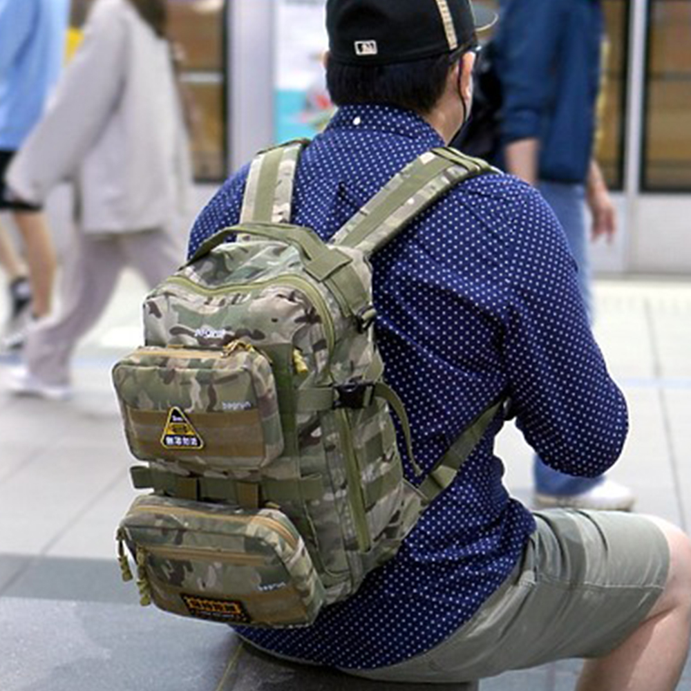 bagrun全日玩家軍事風格後背包｜輕量也有大空間 快扣設計超便利