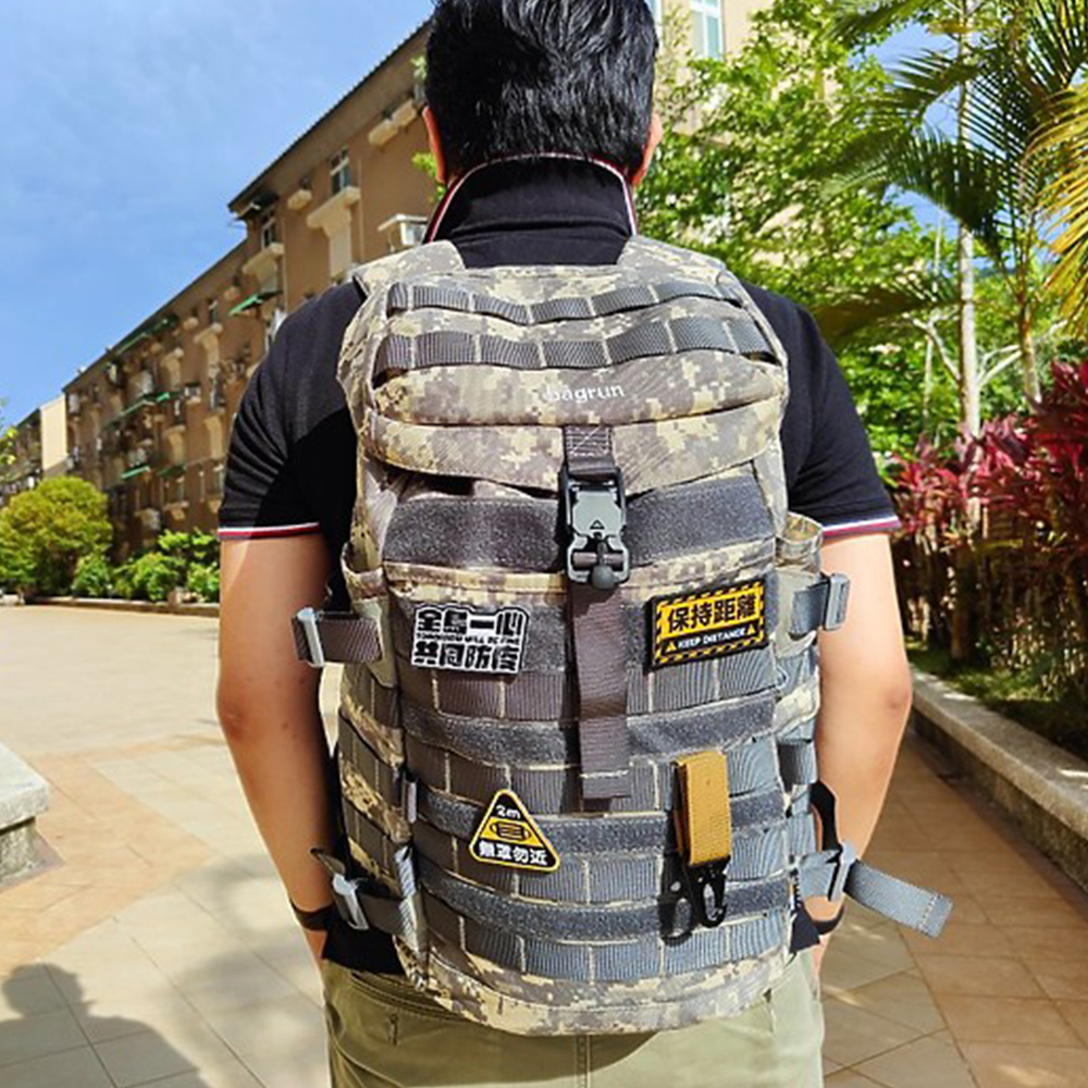 同島一心 共同防疫｜暮色迷彩 bagrun 都會玩家瞬開翻蓋後背包