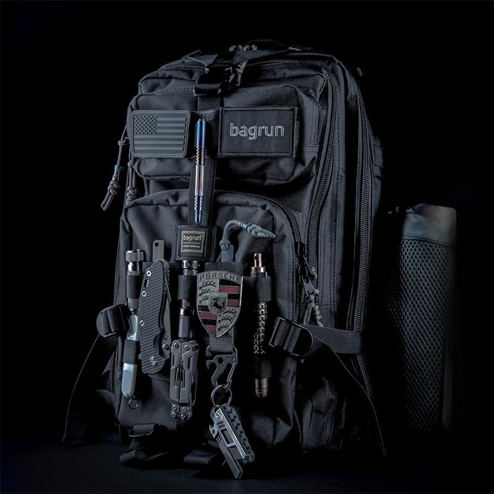 該怎麼選擇軍事戰術背包？bagrun二代都會玩家軍事風格後背包實用的Molle系統