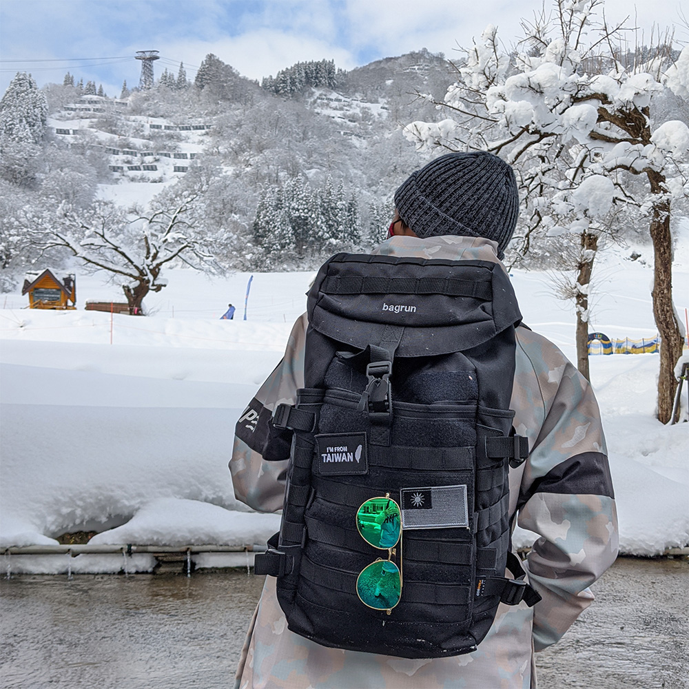 都會玩家瞬開翻蓋後背包